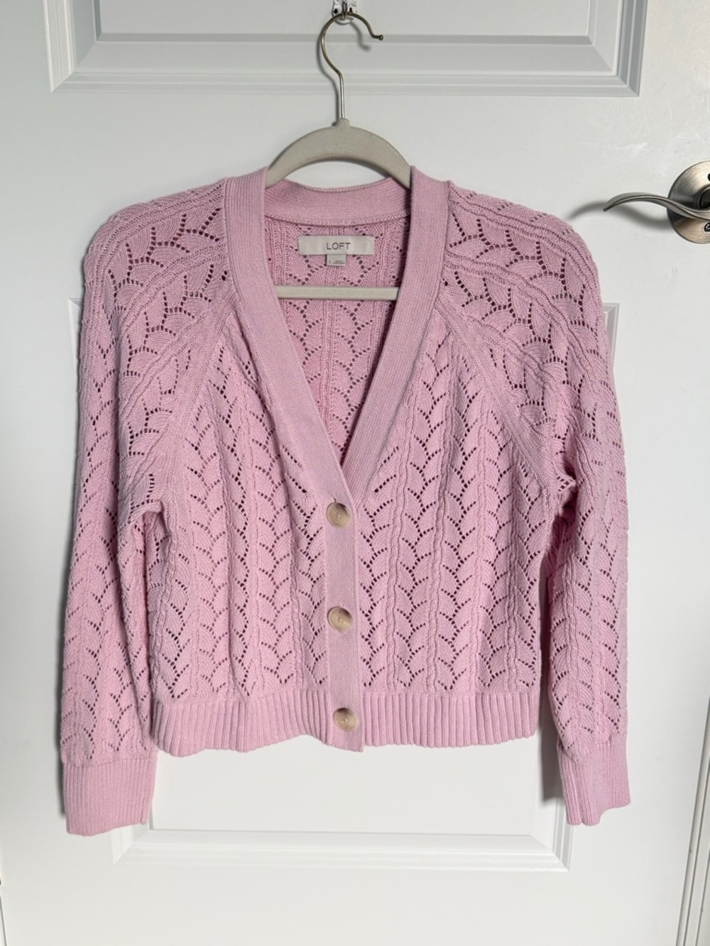 Loft Pink Cropped Pointelle Knit Cardigan Sweater Size Large 54494 - Picture 3 of 15